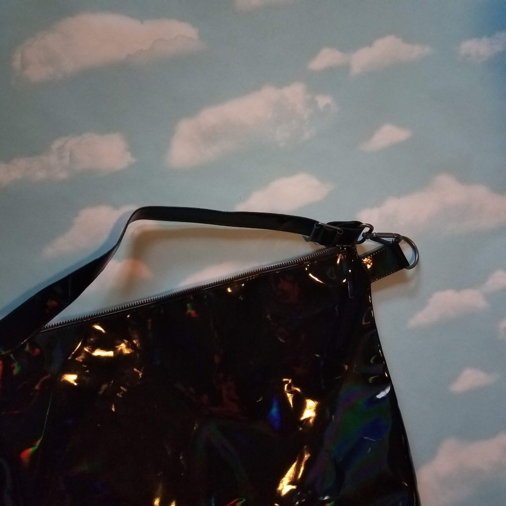 Black holographic bag